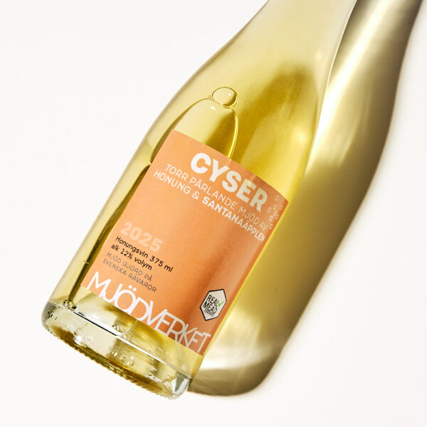 PÄRLANDE CYSER – torr och bubblig